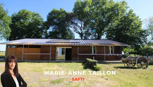 Maison en bois de 3 chambres avec photovoltaïques et dépendances sur 1 752 m2 