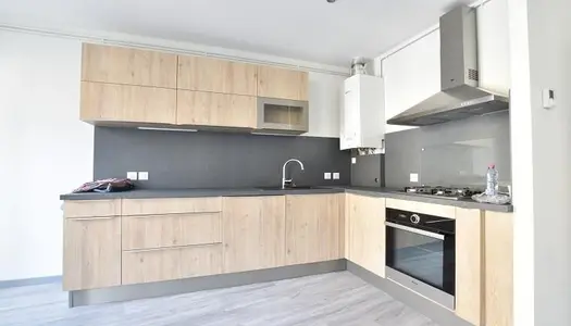 Location Appartement 61 m² à Le Puy en Velay 497 € CC /mois