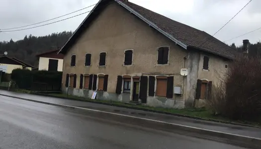 Vente Ferme 300 m² à Fresse-sur-Moselle 77 000 €