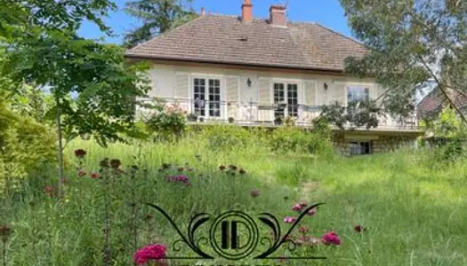 Maison sur sous-sol avec vue sur la Loire 