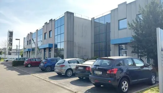 Local commercial 1493 m² 