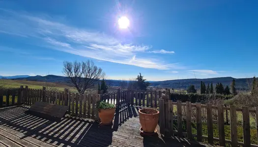 Propriété avec vue panoramique en Haute Provence