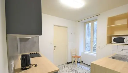 Studio 1 pièce 26 m² 