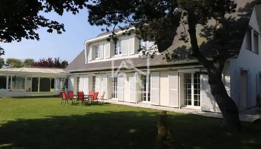 Maison 7 pièces 205 m² 