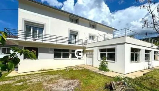 Maison 5 pièces 150 m² 