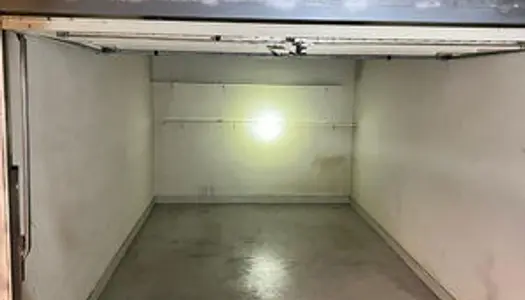 Box 13 m2 - sous sol 