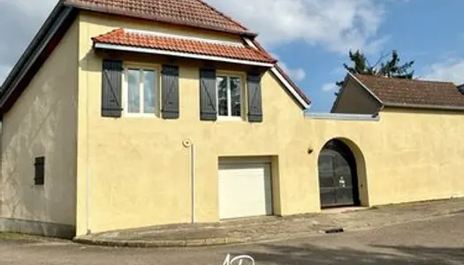 Propriété 9 pièces 211 m²