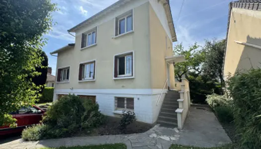 Maison 6 pièces 106 m² 