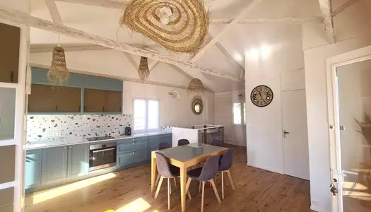 À Gruissan, Chalet de 90m2 environ