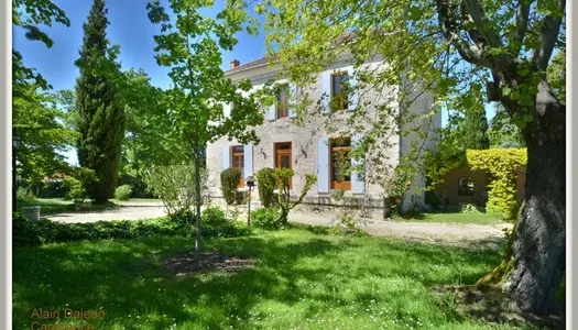 Dpt Lot et Garonne (47), à vendre proche de PRAYSSAS Maison en pierres de 213 m² - Terrain de 24 