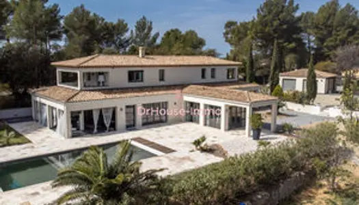 VILLA DE PRESTIGE, Élégance et Confort au Coeur de la Provence