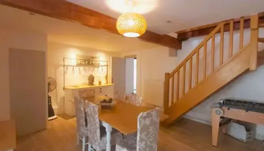 Maison 6 pièces 222 m²