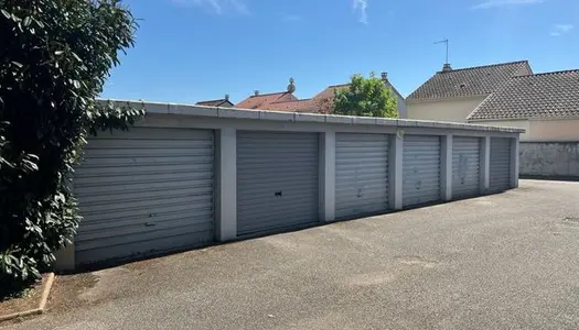 Parking - Garage Vente Oullins   18000€