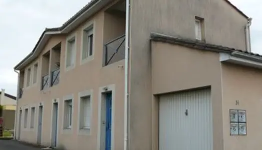 Location T2 duplex de 38 m2 à LA COURONNE 