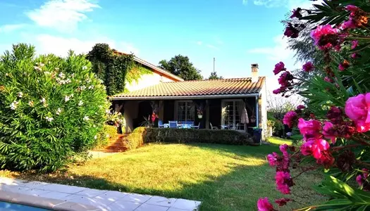 MAISON DE CHARME AVEC JARDIN ARBORE