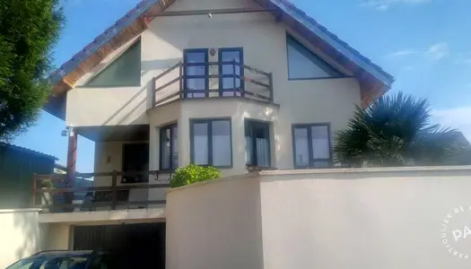 Maison 5 pièces 142 m² 