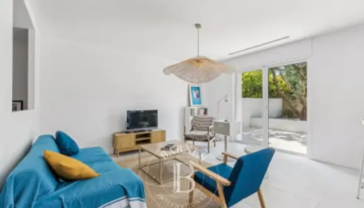 Location saisonnière - Marseille - 13008 - Maison avec bassin p 