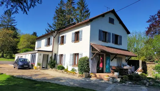 Maison 7 pièces 220 m²