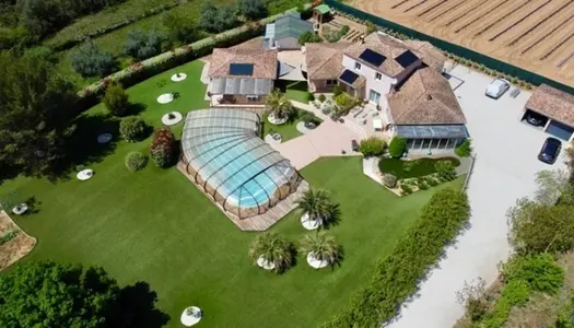 Dpt Bouches du Rhône (13), à vendre AURIOL maison P6 de 185 m² - Terrain de 4 000,00 m² - Plain 