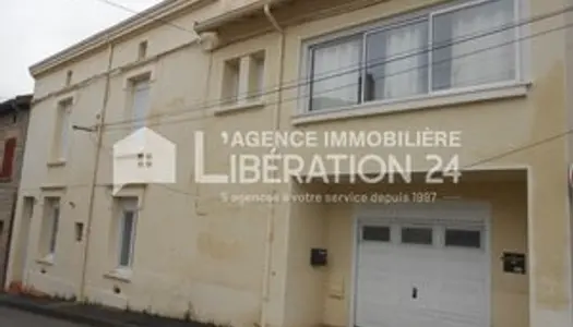 Immeuble ou Maison familiale de 2 Appartements Grand garage Terrain 60 m² 