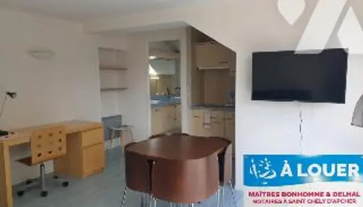 Studio 1 pièce 30 m² 