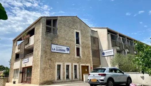 À Vendre : Charmant Duplex en Résidence Hôtelière à Barjac (Gard) 