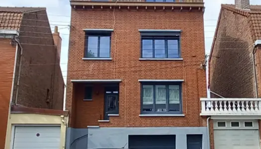 Maison 8 pièces 159 m² 