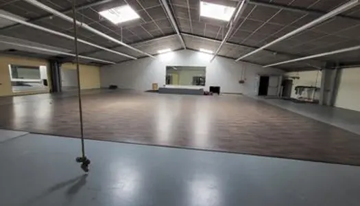 Salle de danse ou arts martiaux 