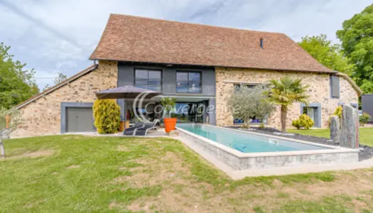 Maison 7 pièces 249 m² 