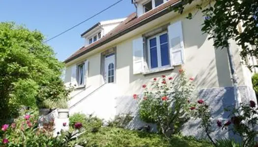 Maison 5 pièces 140 m² 