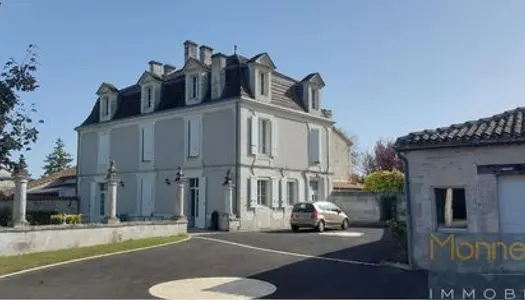 Maison de luxe 6 pièces 205 m²