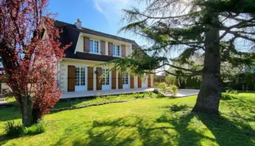 Maison 7 pièces 175 m²