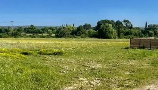 TERRAIN À VENDRE À UZÈS 