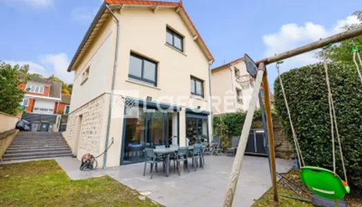 Maison 5 pièces 148 m² 