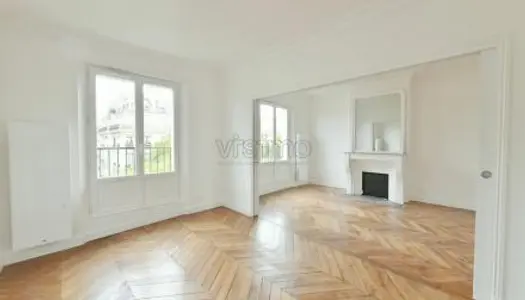 Appartement 4 pièces 77 m² 