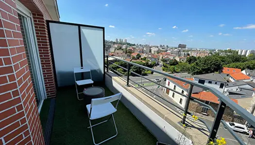 Appartement T3 avec grande terrasse et place de stationnement 