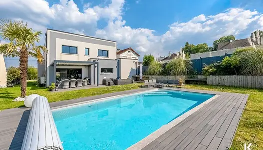 Maison 7 pièces 167 m² 