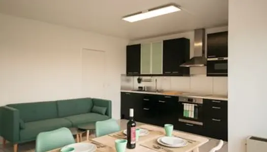 Cergy prefecture appart meublé 77 m² de 3 chambres + 8 m² balcon