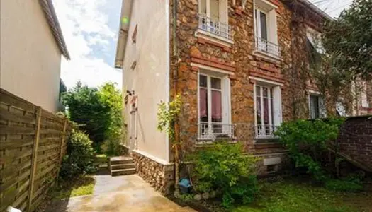 Maison en pierre de 5 pièces principales