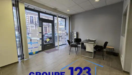 IMMEUBLE - LOCAL COMMERCIAL ET APPARTEMENT F2 INDEPENDANT