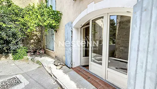 Maison de village Cucuron 5 pieces 131 m2 et caves 