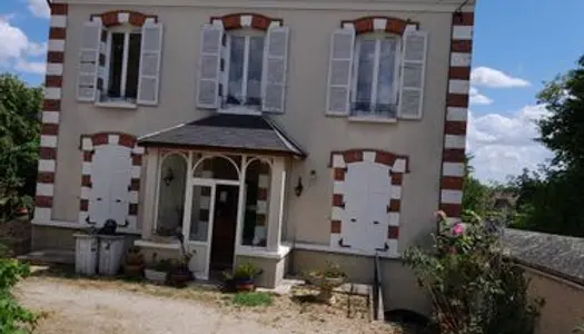 Belle maison Champigny sur Yonne 