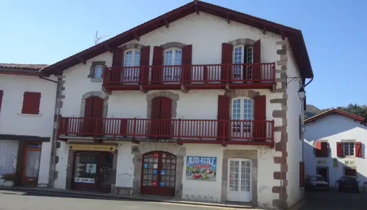 Location Local commercial 53 m² à St Etienne de Baigorry 600 € CC /mois