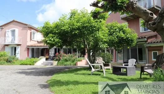 Appartement en résidence de tourisme 20 pièces 620 m² 