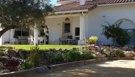 Villa 5 pièces 200 m²