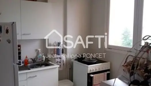 Appartement de 47 m², 1 chambre au 6ème étage avec ascenseur 