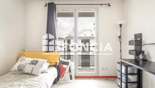 Studio 1 pièce 18 m² 