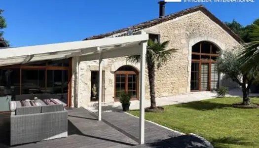 Maison 7 pièces 193 m² 