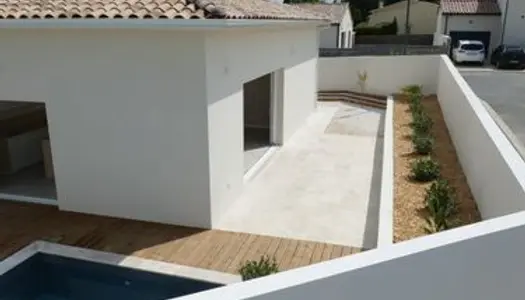VILLA NEUVE T4 avec piscine et garage 
