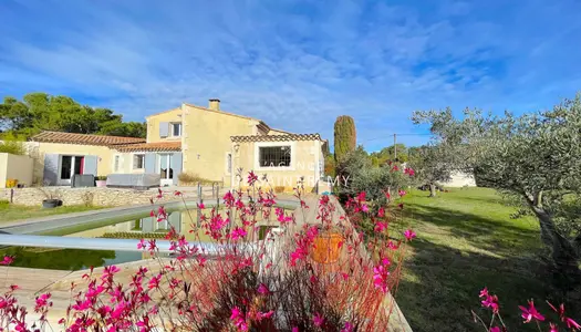 Vente Villa 170 m² à Saint-Rémy-de-Provence 970 000 €